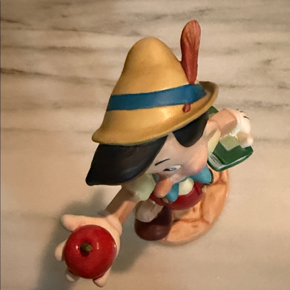 CLASSIC WALT DISNEY COLLECTION PINOCCHIO/ Good-bye, Father RETIRED - Picture 5 of 5